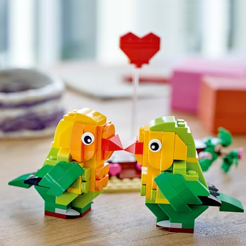 LEGO Creator Valentines Lovebirds 40522