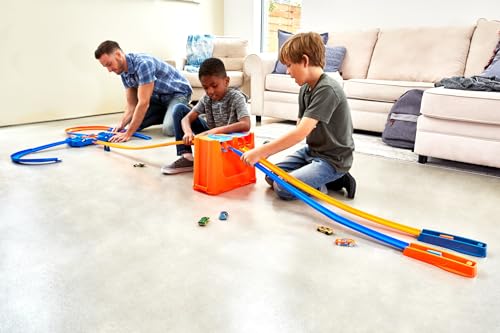 Hot Wheels Track Buider Deluxe Acrobatic Box Accessories for Toy Car Tracks (Mattel GGP93) , Color/Model Assortment