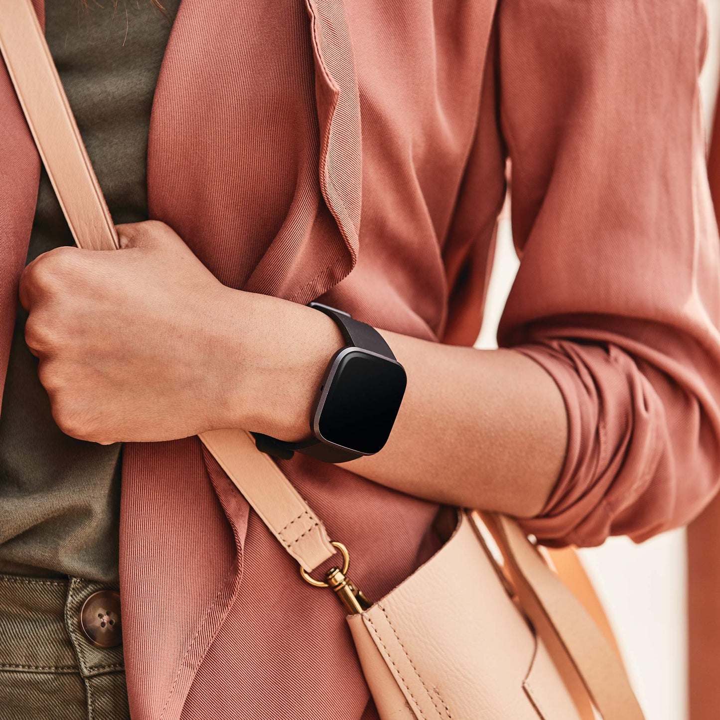 Fitbit Versa 2 Health & Fitness Smartwatch with Voice Control, Sleep Score & Music