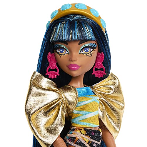 Monster High Doll and Fashion Set