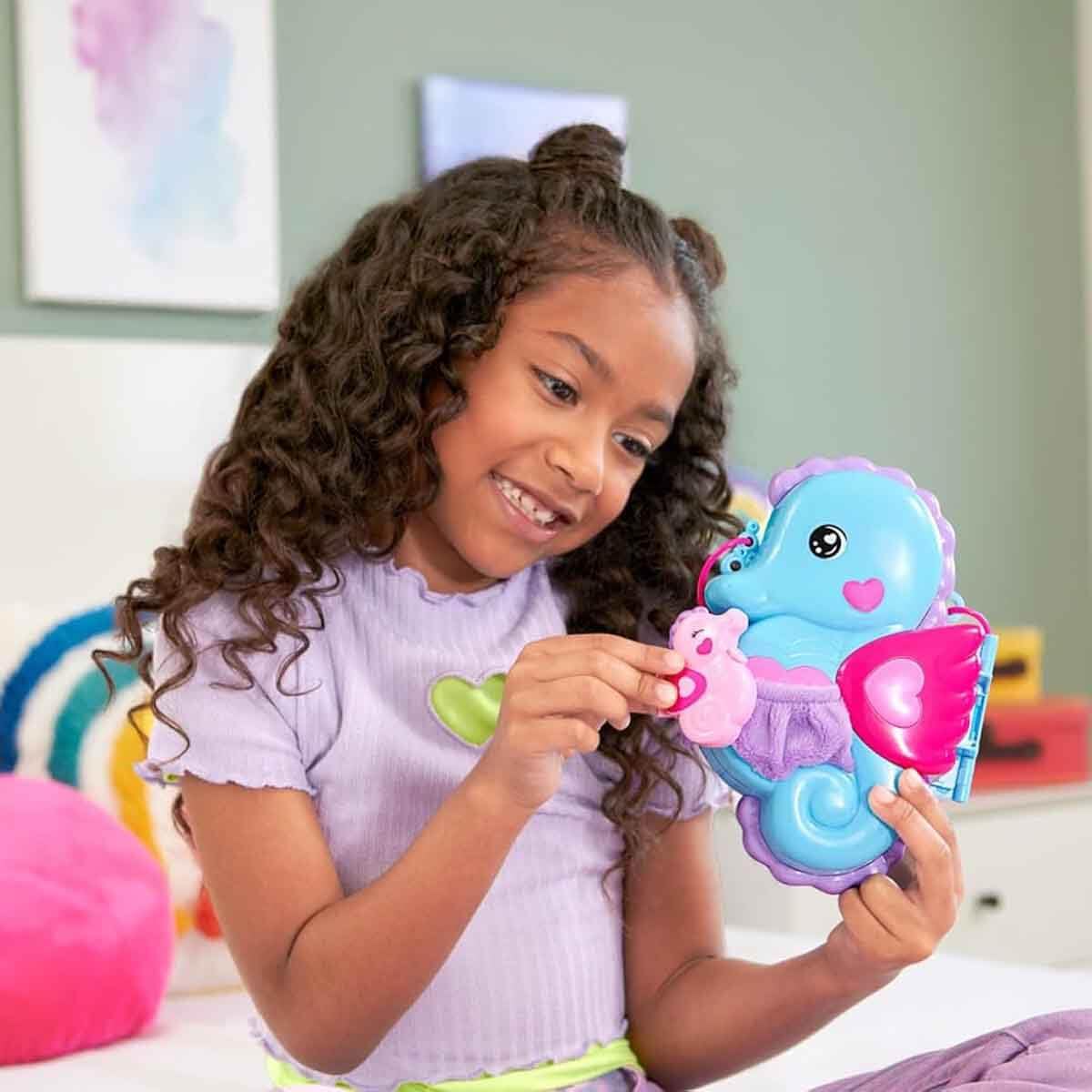 Polly Pocket Toy Figure Playset