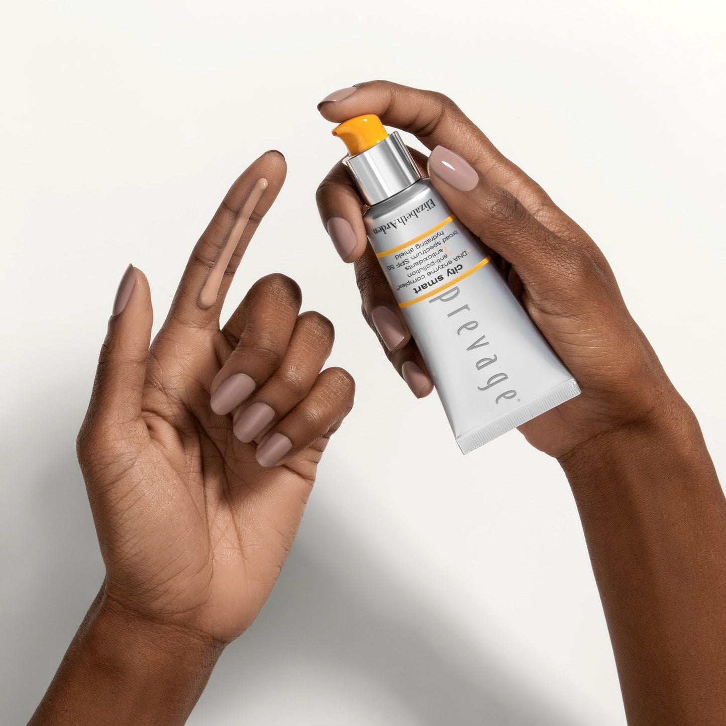 Elizabeth Arden Prevage City Smart Hydrating Shield SPF 50
