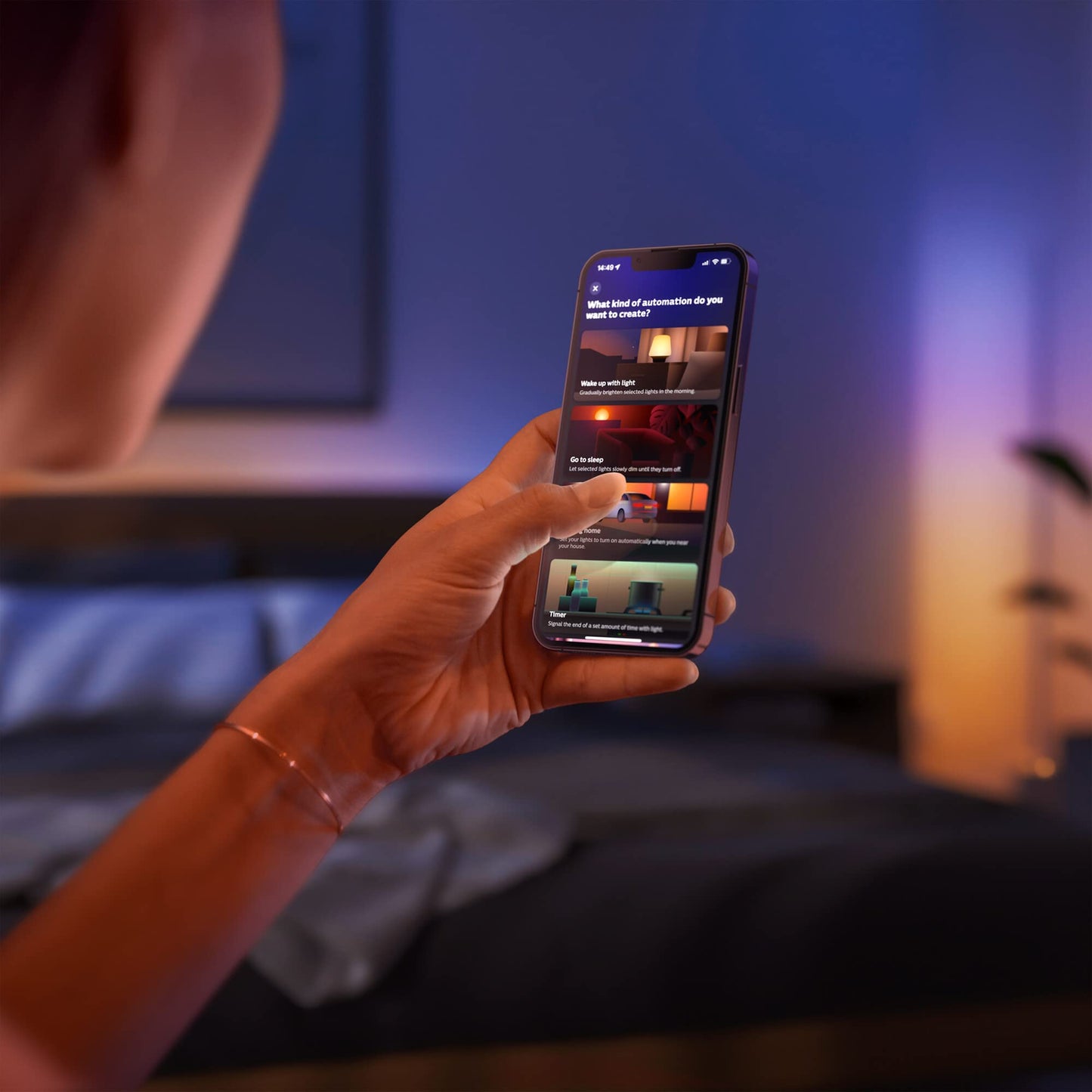 Philips Hue White & Color Ambiance Gradient Signe LED Stehleuchte