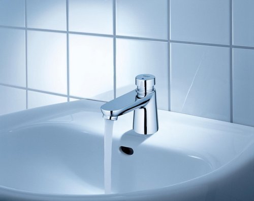 Grohe Euroeco CS | Safety Technology - Self-Closing Shower Valve