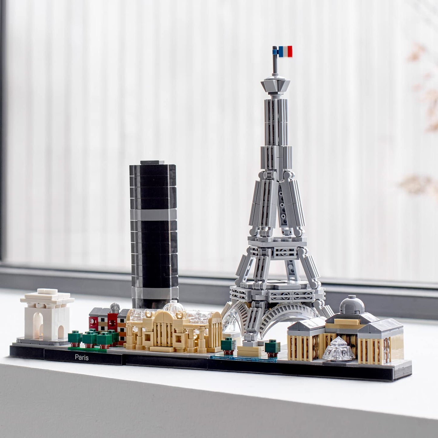 LEGO 21044 Architecture Paris Model Building Set with Eiffel Tower and The Louvre Model, Skyline Collection, Office Home Décor, Collectible Gift Idea