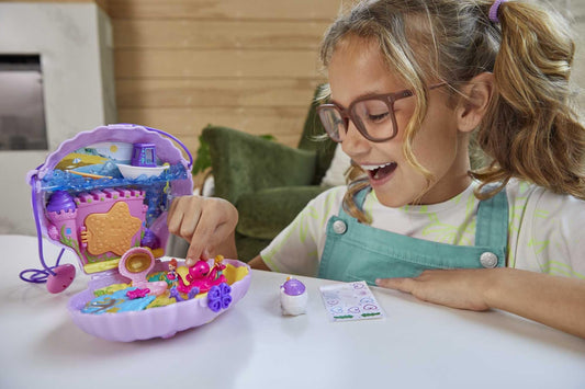 Polly Pocket Toy Figure Playset