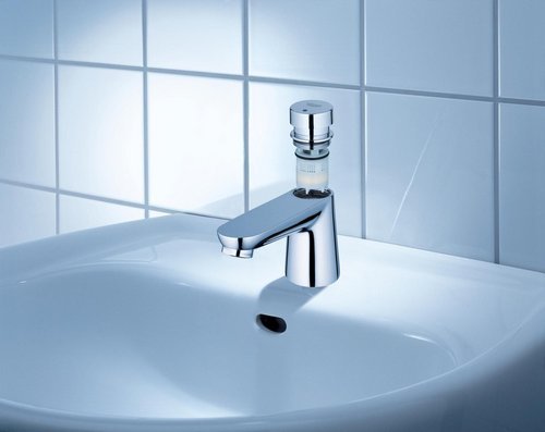 Grohe Euroeco CS | Safety Technology - Self-Closing Shower Valve