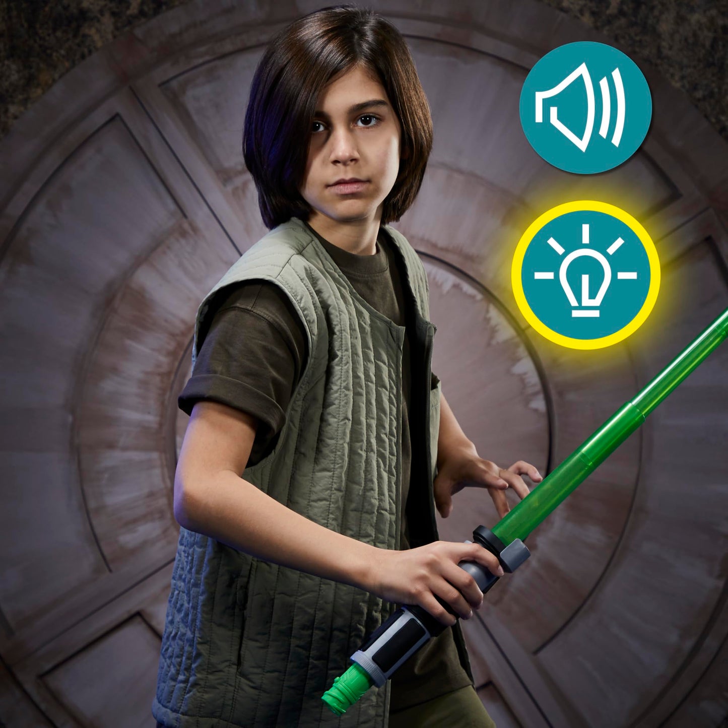 Star Wars Lightsaber Forge Yoda, Green Customizable Electronic Lightsaber, Toys for Kids