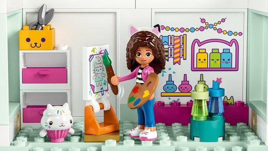 Lego 10788 Gabby's Dollhouse Spielzeug-Set, 8 Zimmer & 4 Etagen Gabbys Puppenhaus Spielzeug mit Gabby, Pandi, Meerkatz, Kuchi Figuren und Zubehör, Geschenk für Mädchen ab 4 Jahren, Jungen und Kinder