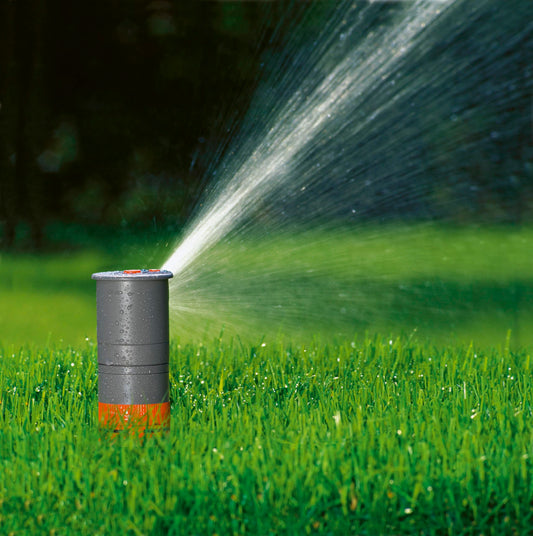Gardena Sprinklersystem Versenkregner S-CS: Wassersprinkler mit Streifendüse für enge Rasenstreifen